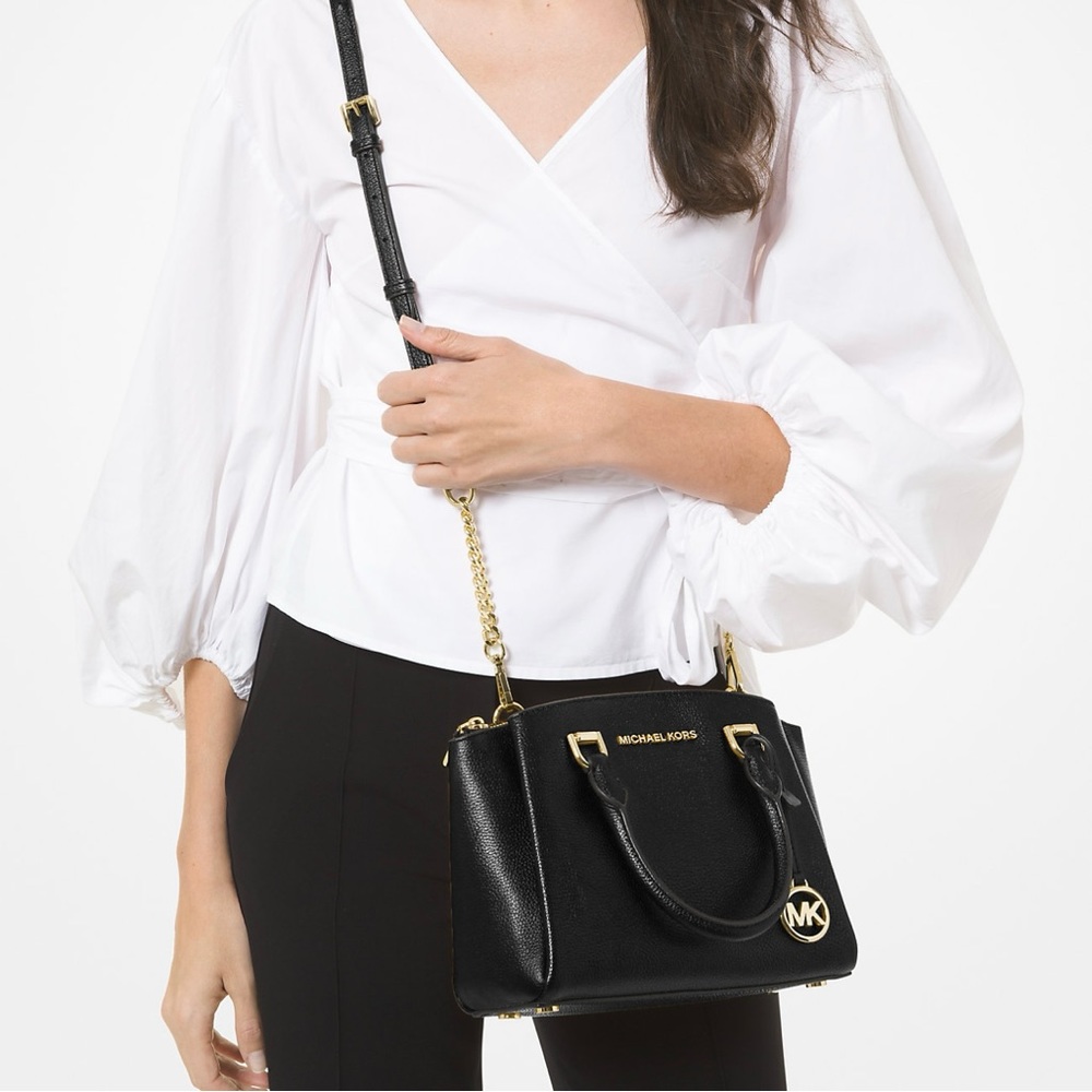EUC Michael Kors Maxine Small Pebbled Leather Satchel in Black